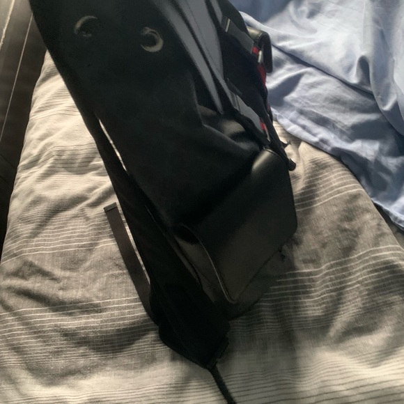 GUCCI GG Backpack BLACK - Picture 5 of 5